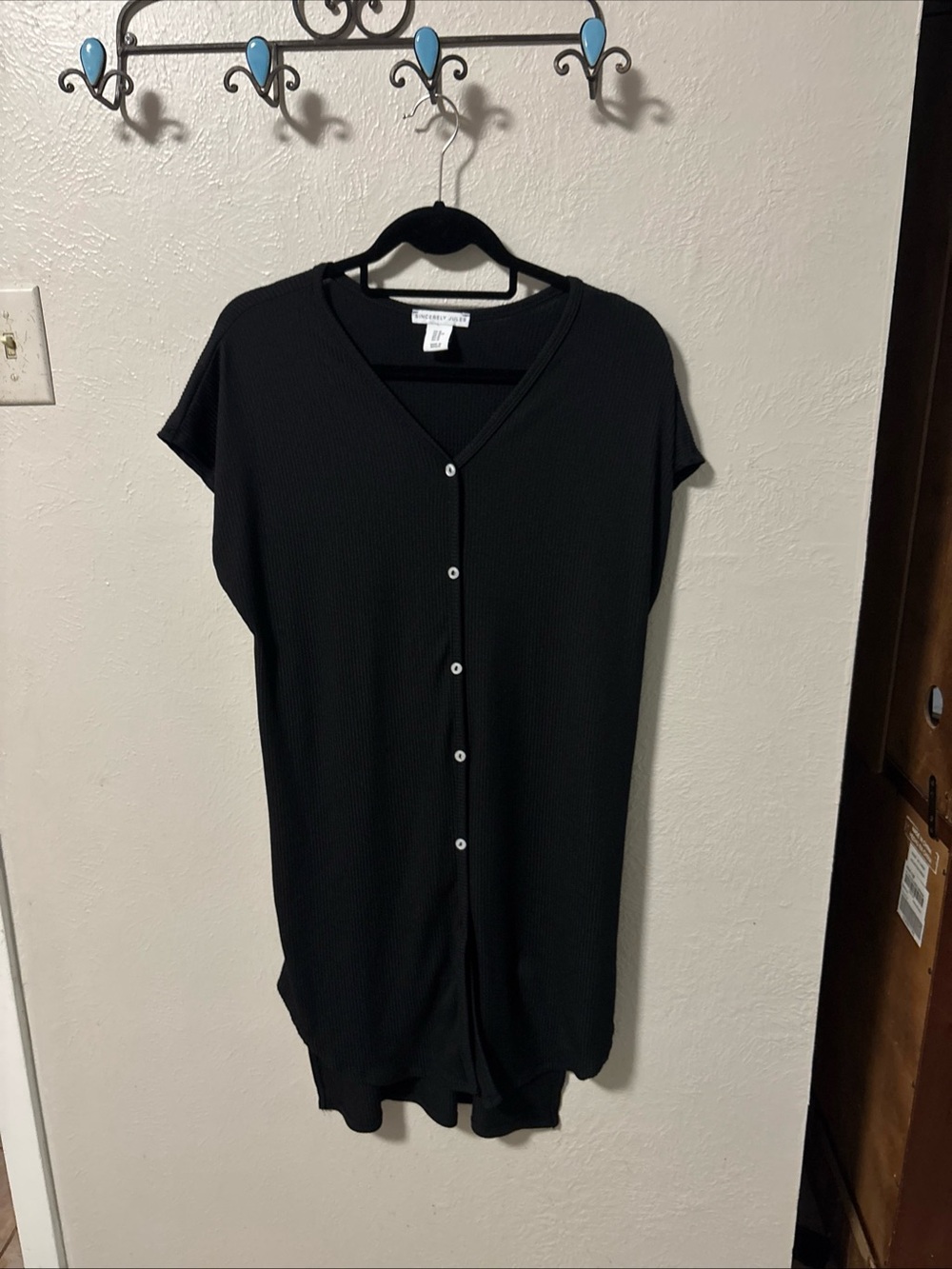 Sincerely Jules Black Button-Front Short Sleeve Shift Dress Size M